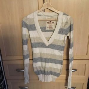 Women Hollister long sleeve shirt